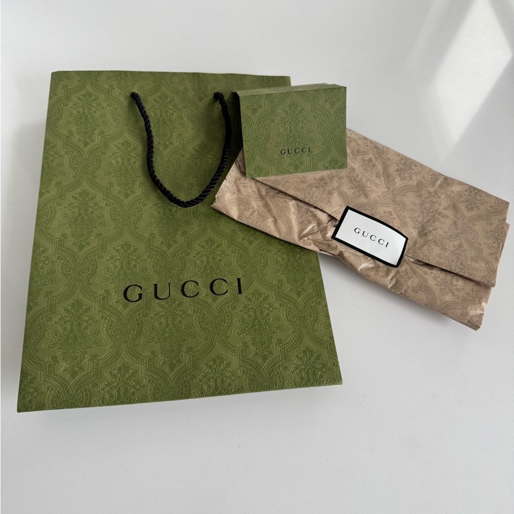 Gucci Green Gift Bag and Packaging Set